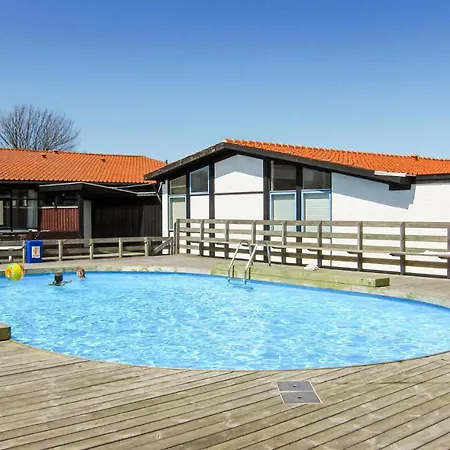 Beautiful In With 2 Bedrooms, Wifi And Outdoor Swimming Pool Vakantiehuis Allinge-Sandvig