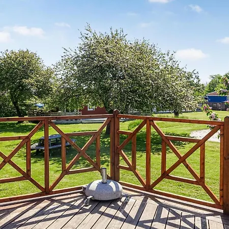 Beautiful In With 2 Bedrooms, Wifi And Outdoor Swimming Pool *