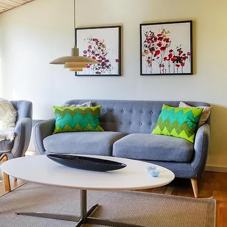 Vakantiehuis Beautiful In With 2 Bedrooms, Wifi And Outdoor Swimming Pool Allinge-Sandvig