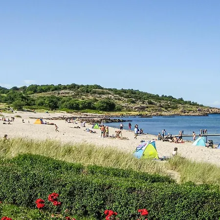 Vakantiehuis Beautiful In With 2 Bedrooms, Wifi And Outdoor Swimming Pool