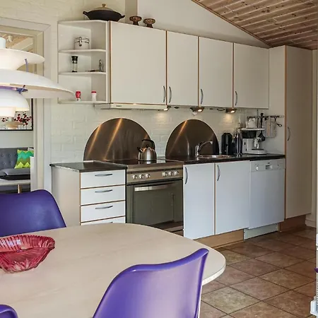Beautiful In With 2 Bedrooms, Wifi And Outdoor Swimming Pool Allinge-Sandvig
